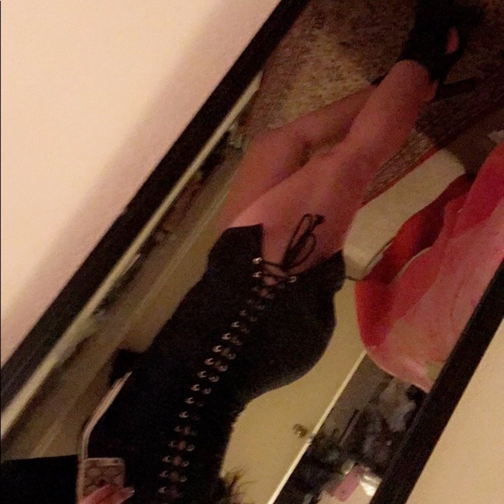 ⭐️SOLD⭐️Sweater dress with hoodie and cut outs - Picture 4 of 5